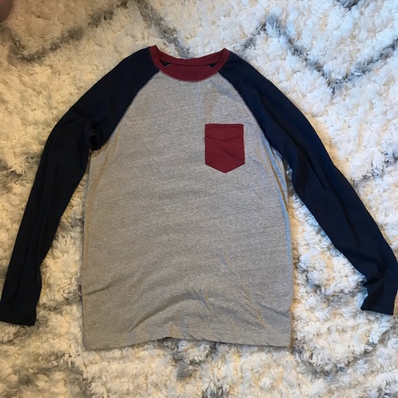 Levi's Other - 👕 Levi’s Long Sleeve Raglan 👕